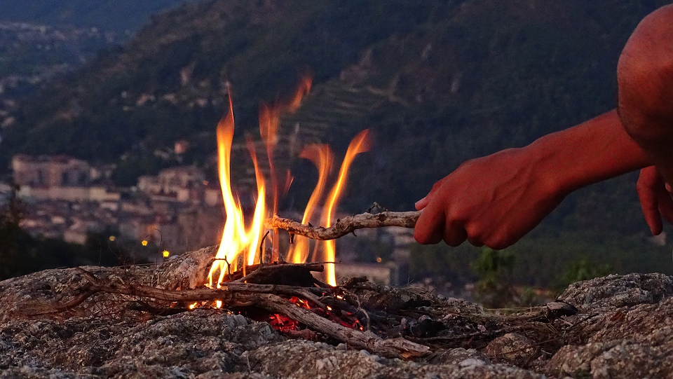 BARREUR DE FEU…